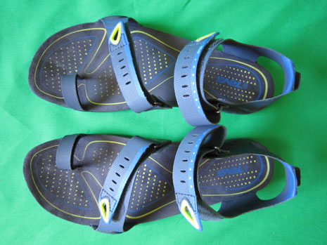 Teva 2024 zilch sandals