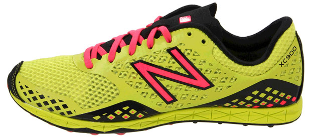 New balance 900 women's hotsell xc spikes