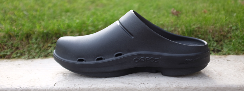 crocs recovery shoes